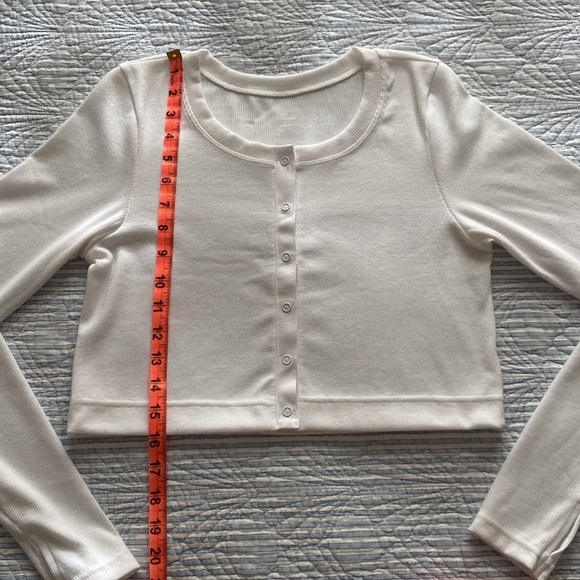Aerie White Long Sleeve Top - Picture 11 of 11
